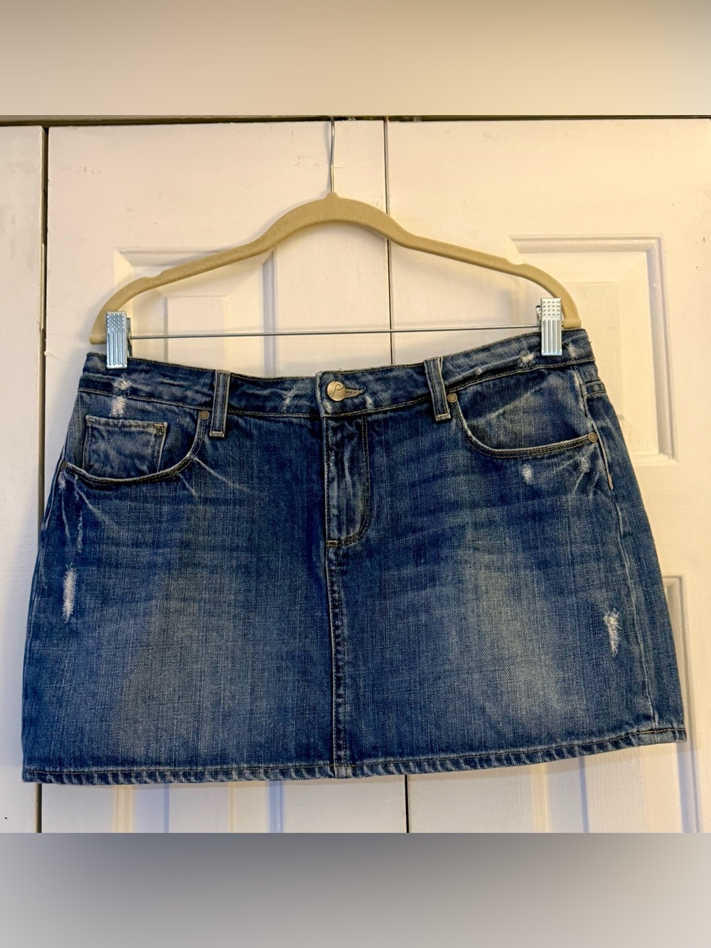 Paige Distressed Denim Mini Skirt Size 31 Medium Wash